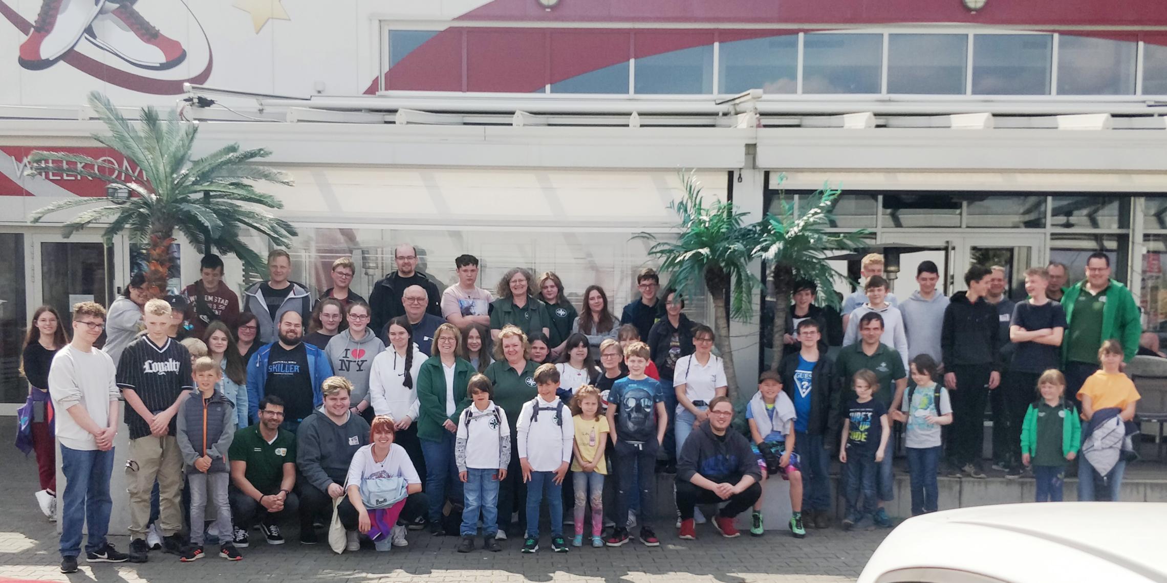 Über 60 Teilnehmer trafen sich in Niederzier zum Bowling-Event der Schützenjugend.